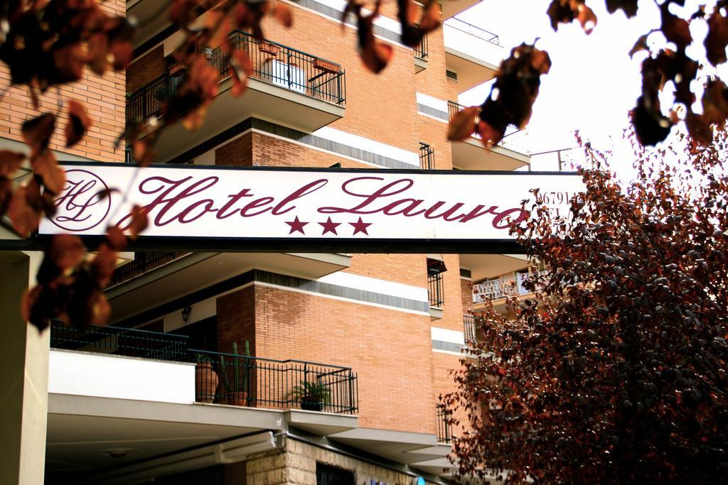 Hotel Laura تْشامبينو المظهر الخارجي الصورة
